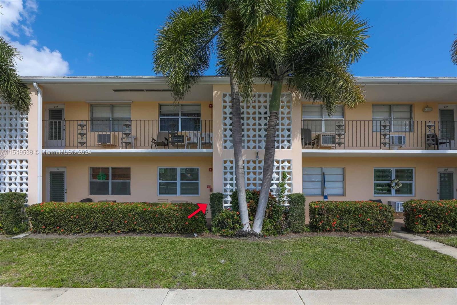 2141 NE 56th St 105, Fort Lauderdale, FL 33308, 1 Bedroom Bedrooms, ,1 BathroomBathrooms,Residential,For Sale,56th St,A11549538