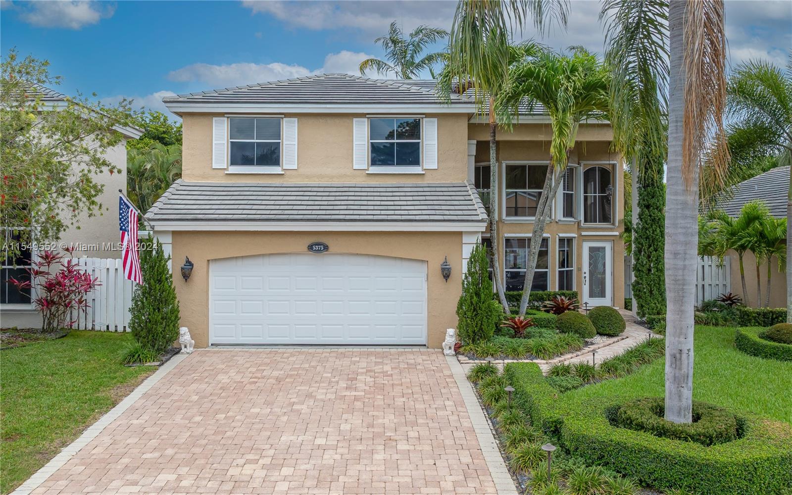 5375 NW 54th St, Coconut Creek, FL 33073