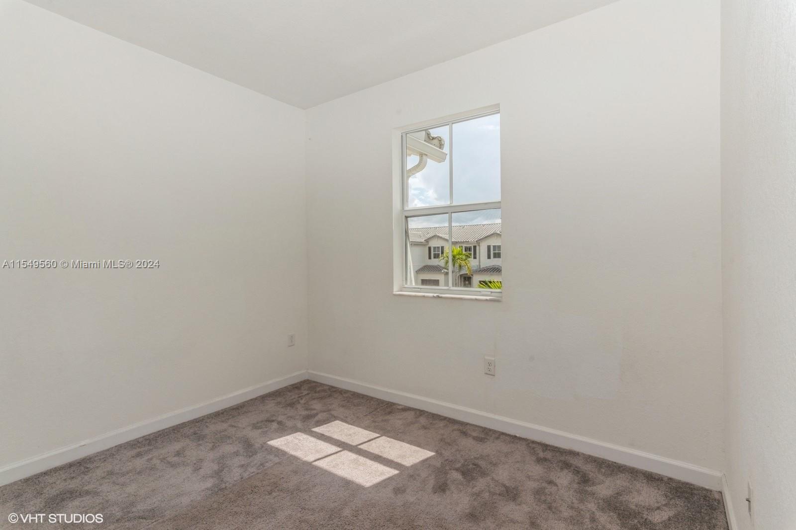 2675 SE 12th St 2675, Homestead, Florida 33035, 3 Bedrooms Bedrooms, ,2 BathroomsBathrooms,Residential,For Sale,2675 SE 12th St 2675,A11549560