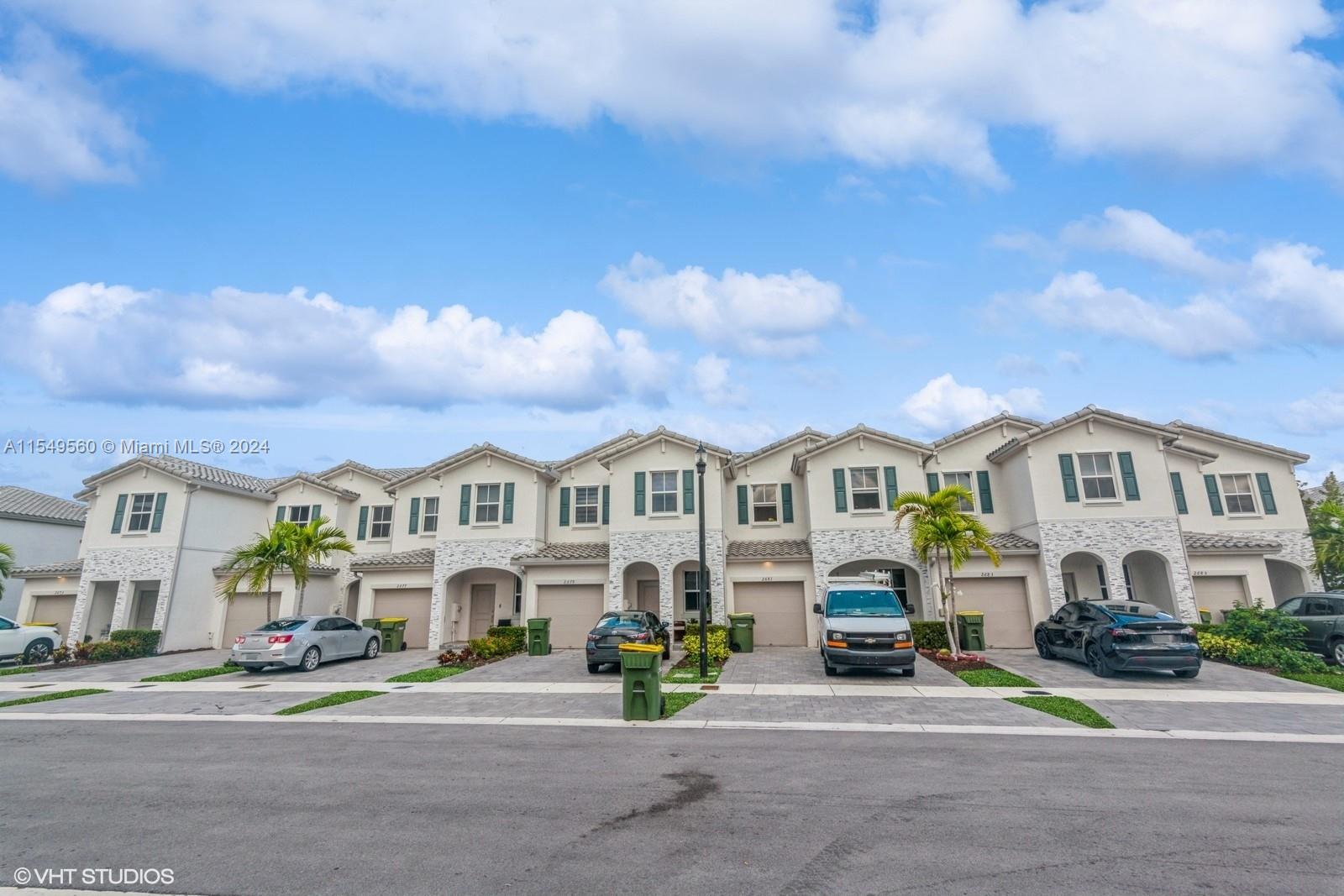 2675 SE 12th St 2675, Homestead, Florida 33035, 3 Bedrooms Bedrooms, ,2 BathroomsBathrooms,Residential,For Sale,2675 SE 12th St 2675,A11549560