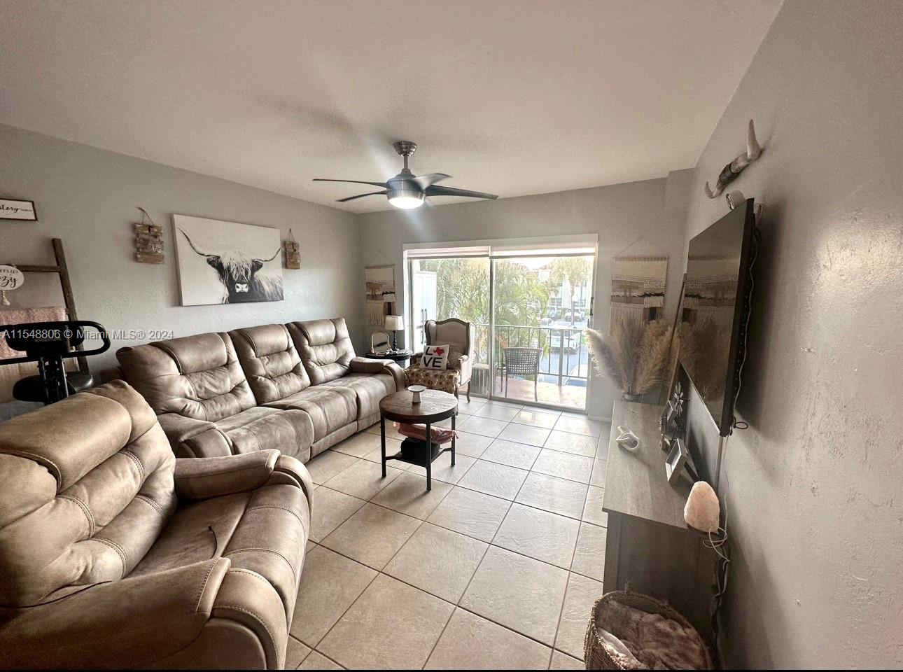 14001 90th Ave, Miami, FL, 33176 United States, 1 Bedroom Bedrooms, ,1 BathroomBathrooms,Residential,For Sale,90th Ave,A11548806