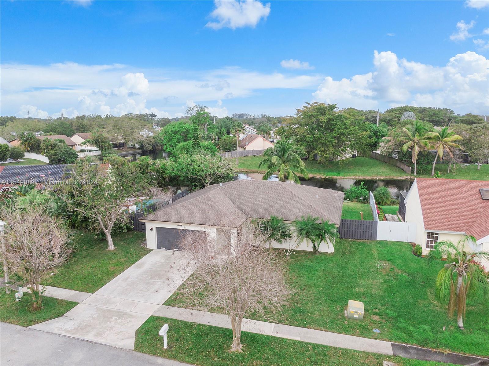 9011 Bermuda Dr, Miramar, FL, 33025 United States, 3 Bedrooms Bedrooms, ,2 BathroomsBathrooms,Residential,For Sale,Bermuda Dr,A11549089