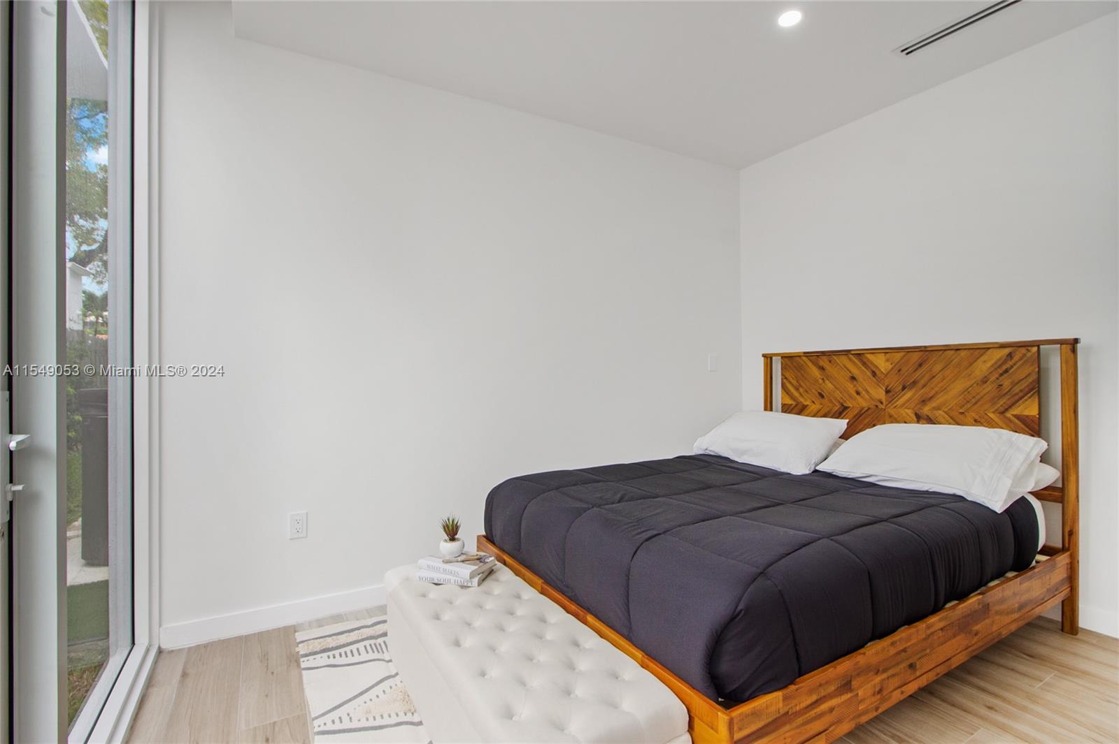 1816 SW 23rd St, Miami, Florida 33145, 5 Bedrooms Bedrooms, ,4 BathroomsBathrooms,Residential,For Sale,1816 SW 23rd St,A11549053