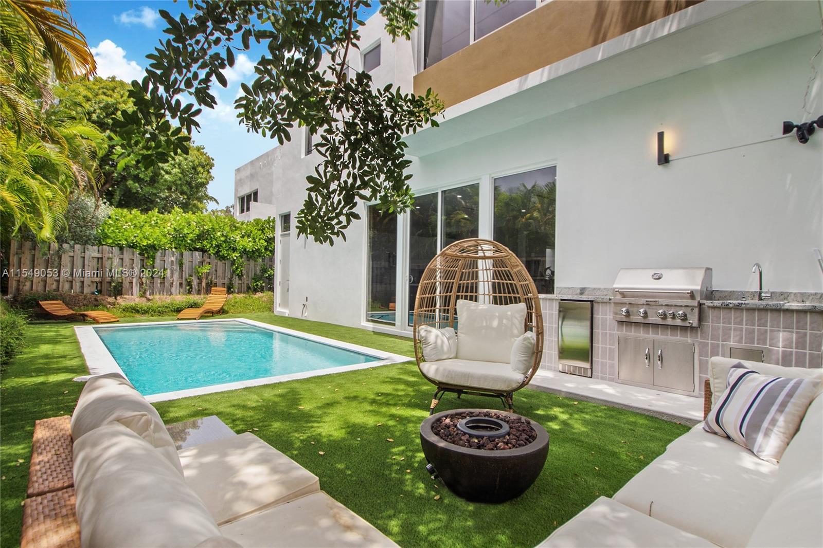 1816 SW 23rd St, Miami, Florida 33145, 5 Bedrooms Bedrooms, ,4 BathroomsBathrooms,Residential,For Sale,1816 SW 23rd St,A11549053