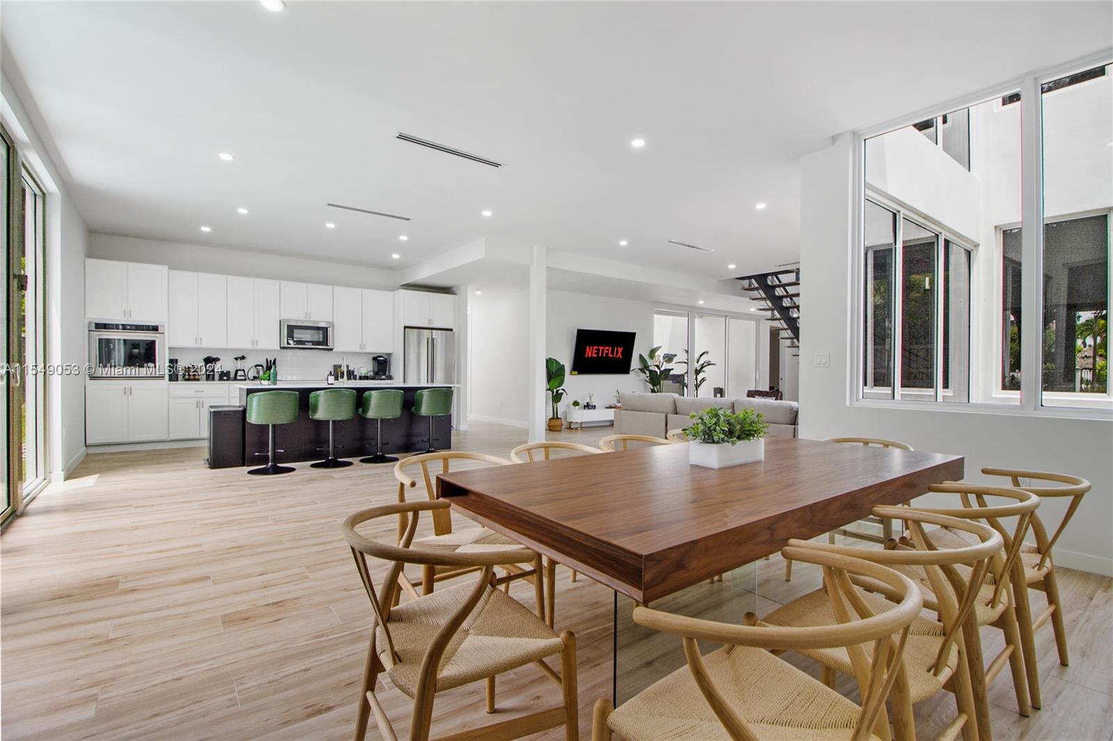 1816 SW 23rd St, Miami, Florida 33145, 5 Bedrooms Bedrooms, ,4 BathroomsBathrooms,Residential,For Sale,1816 SW 23rd St,A11549053