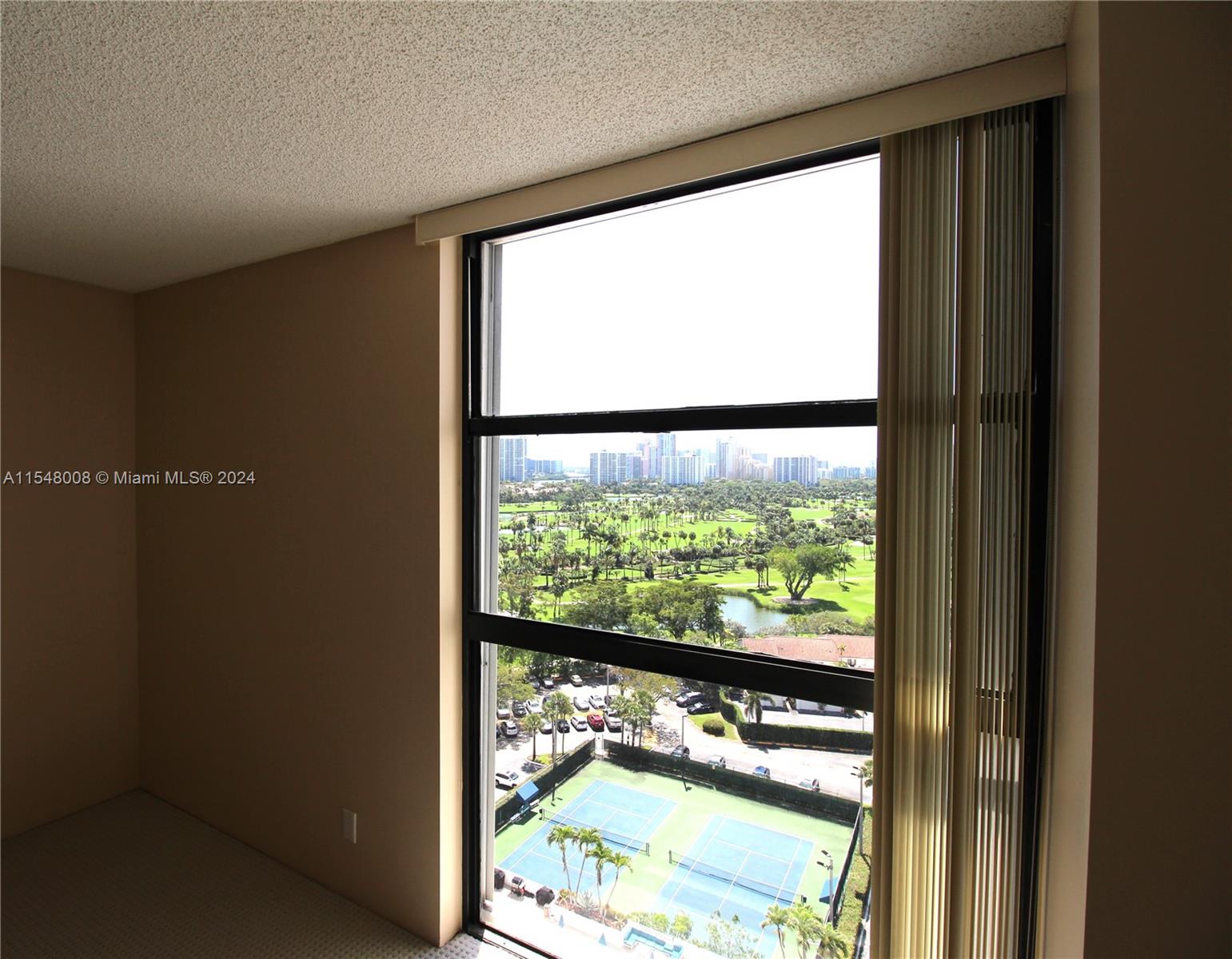 20225 NE 34th Ct 1615, Aventura, Florida 33180, 2 Bedrooms Bedrooms, ,2 BathroomsBathrooms,Residential,For Sale,20225 NE 34th Ct 1615,A11548008