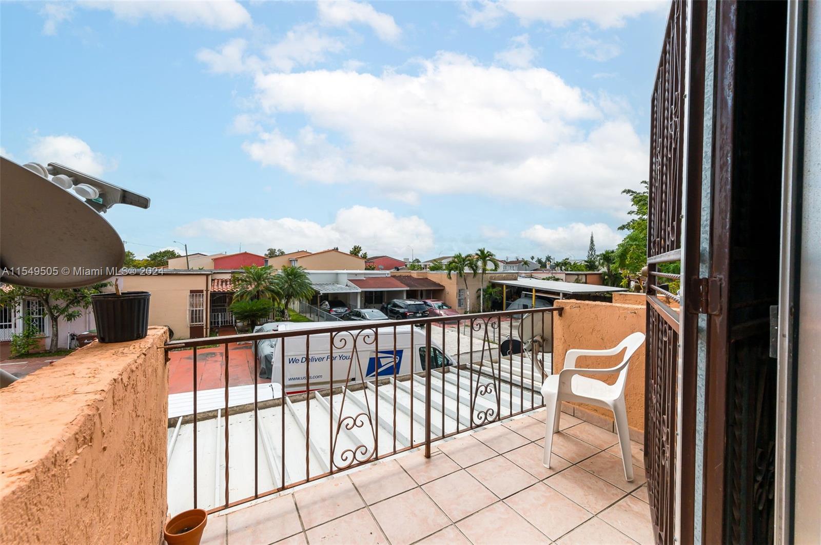 6600 W 2nd Ct 24, Hialeah, Florida 33012, 2 Bedrooms Bedrooms, ,1 BathroomBathrooms,Residential,For Sale,6600 W 2nd Ct 24,A11549505