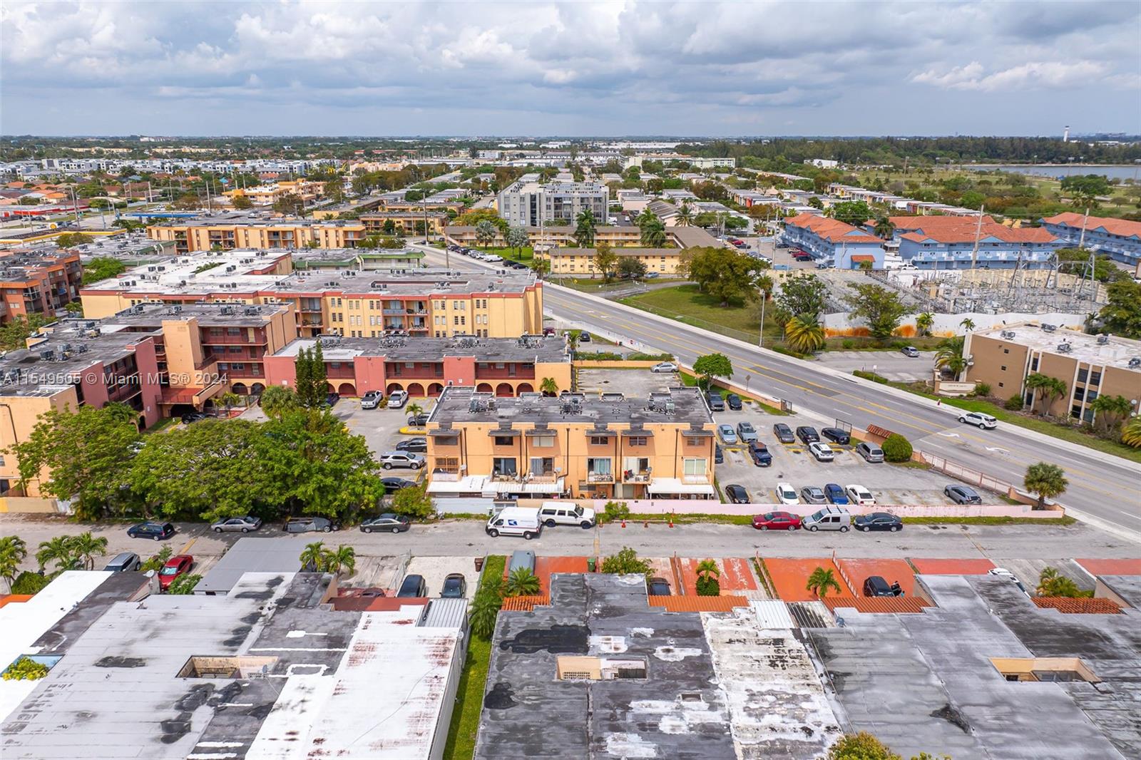 6600 2nd Ct, Hialeah, FL, 33012 United States, 2 Bedrooms Bedrooms, ,1 BathroomBathrooms,Residential,For Sale,2nd Ct,A11549505