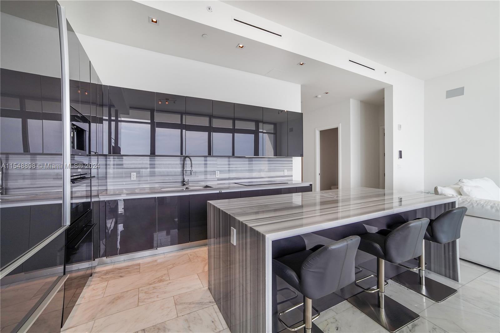 1451 Brickell Ave LPH5101, Miami, Florida 33131, 3 Bedrooms Bedrooms, ,3 BathroomsBathrooms,Residential,For Sale,1451 Brickell Ave LPH5101,A11548898