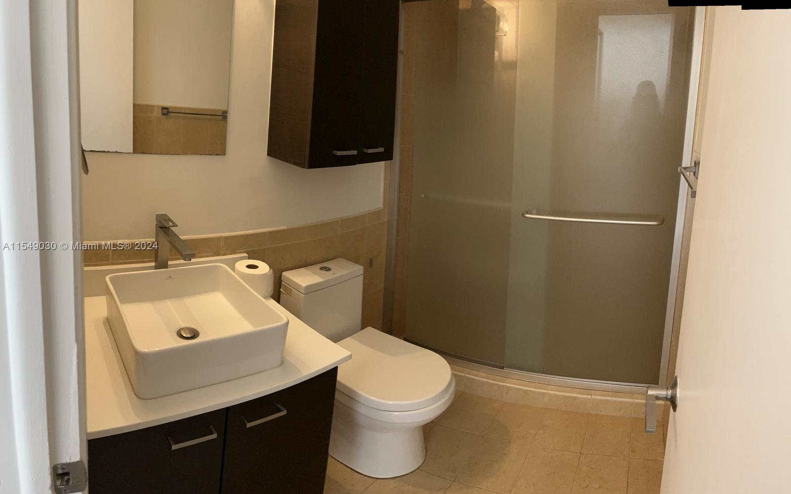 600 NE 36th St 423, Miami, Florida 33137, 2 Bedrooms Bedrooms, ,2 BathroomsBathrooms,Residential,For Sale,600 NE 36th St 423,A11549030