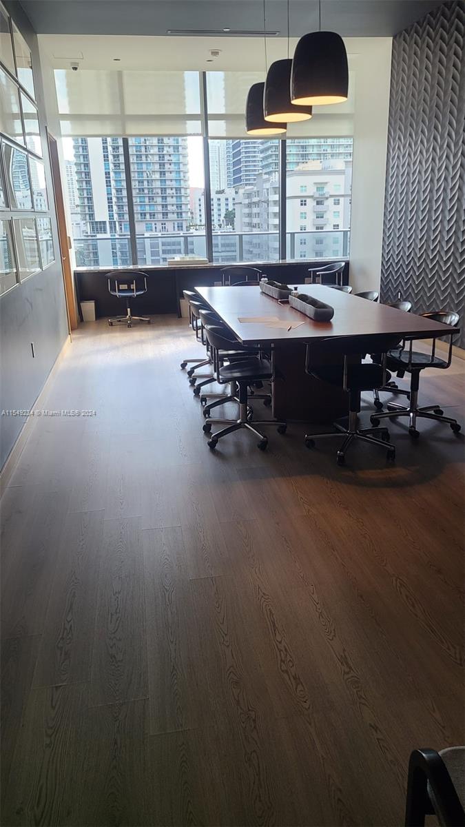 45 SW 9th St 1503, Miami, Florida 33130, 2 Bedrooms Bedrooms, ,2 BathroomsBathrooms,Residentiallease,For Rent,45 SW 9th St 1503,A11549234