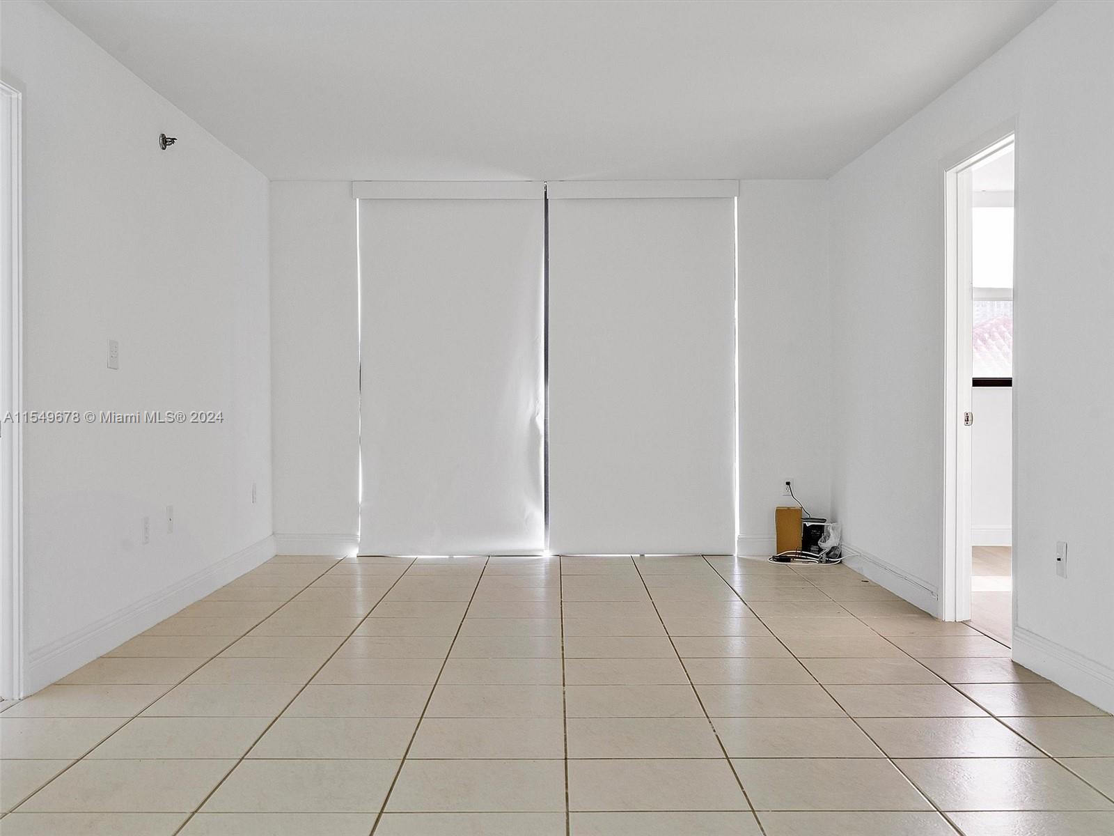 210 174th St, Sunny Isles Beach, FL, 33160 United States, 2 Bedrooms Bedrooms, ,2 BathroomsBathrooms,Residential,For Sale,174th St,A11549678