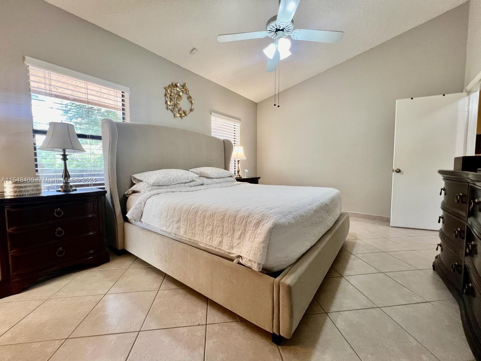 1818 120th Ter, Pembroke Pines, FL, 33026 United States, 3 Bedrooms Bedrooms, ,2 BathroomsBathrooms,Residential,For Sale,120th Ter,A11548400