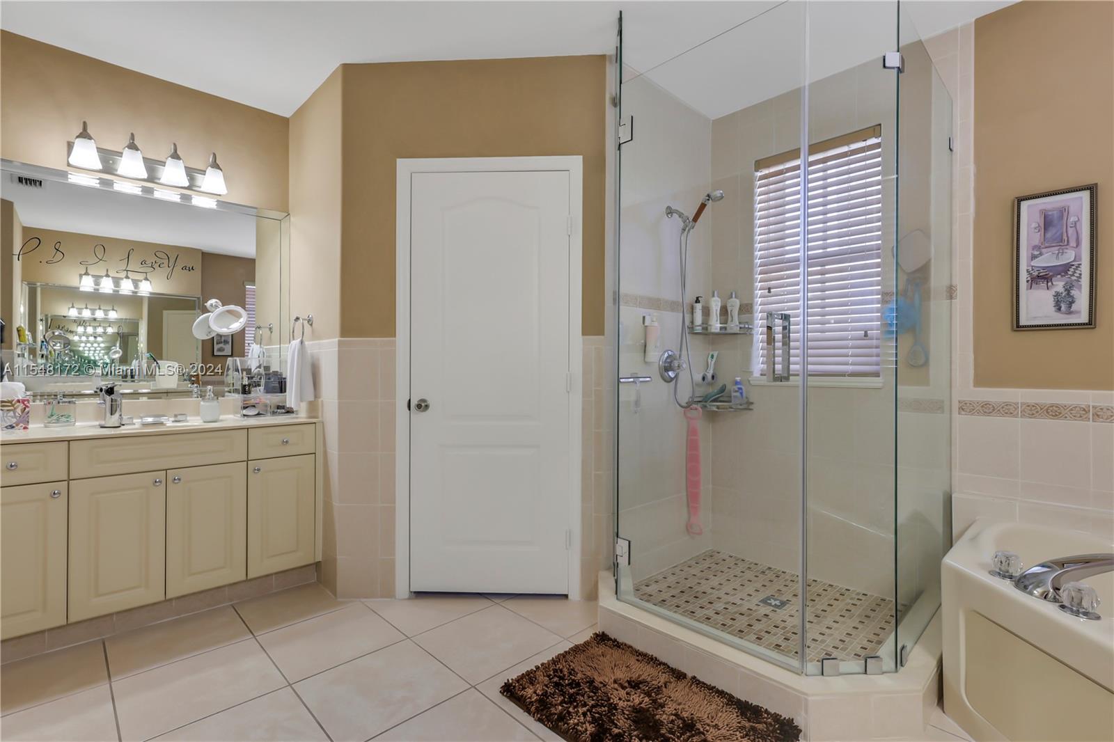 16206 SW 52nd Ter, Miami, Florida 33185, 4 Bedrooms Bedrooms, ,2 BathroomsBathrooms,Residential,For Sale,16206 SW 52nd Ter,A11548172