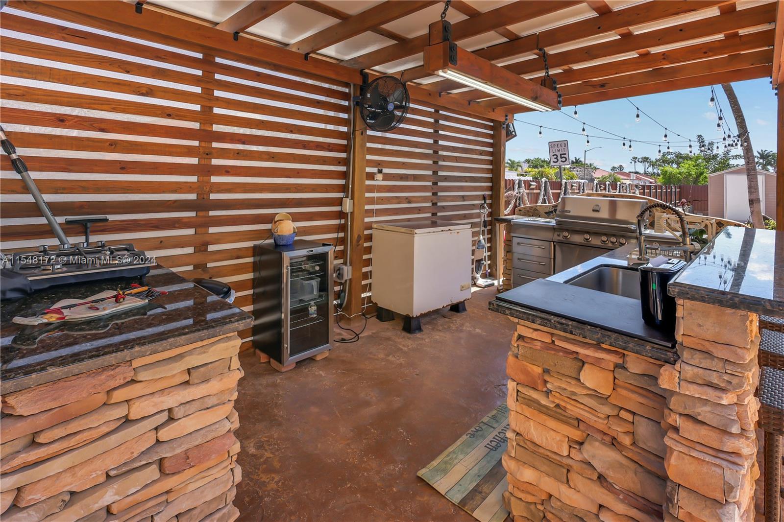 16206 SW 52nd Ter, Miami, Florida 33185, 4 Bedrooms Bedrooms, ,2 BathroomsBathrooms,Residential,For Sale,16206 SW 52nd Ter,A11548172