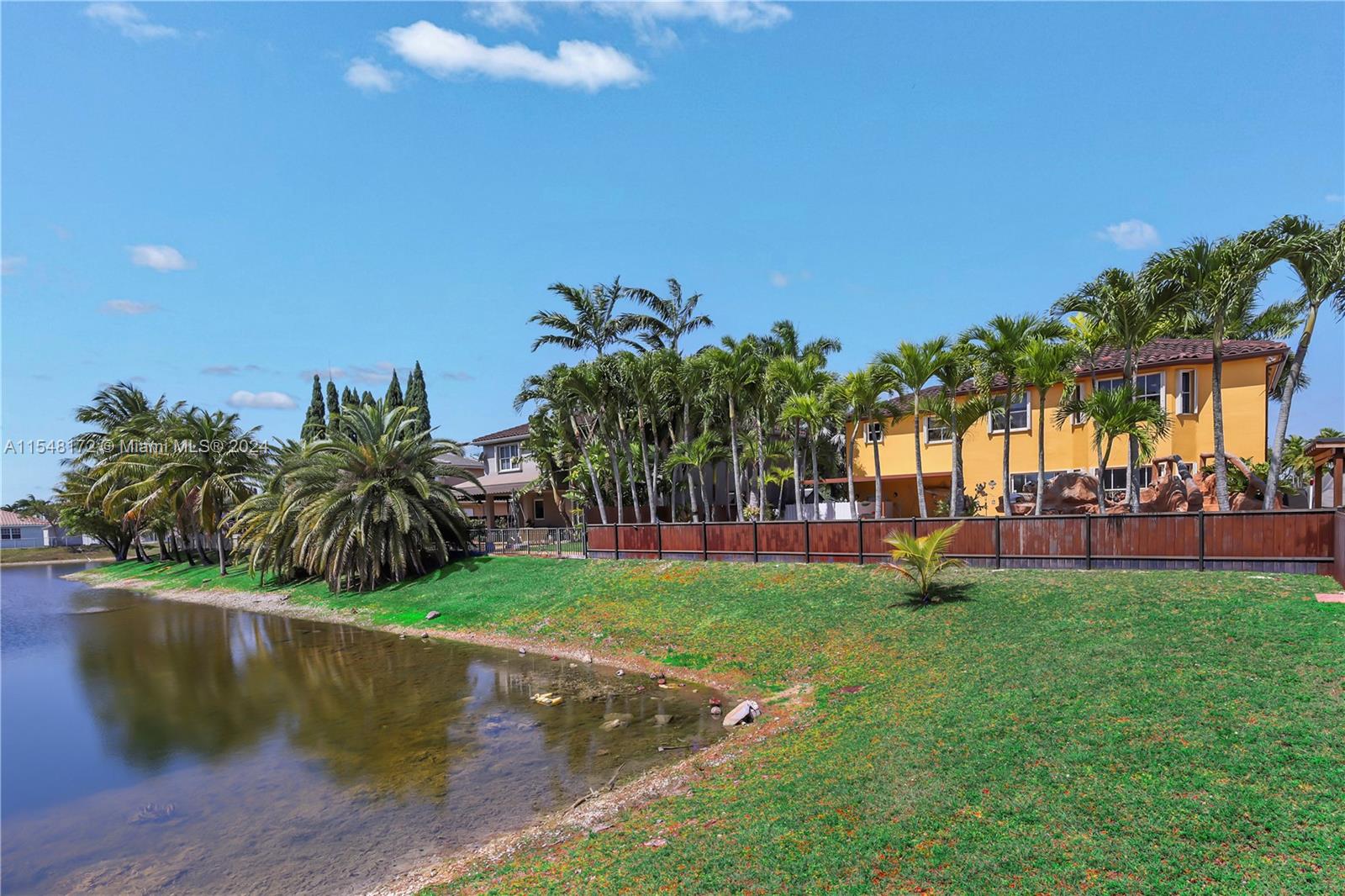 16206 SW 52nd Ter, Miami, Florida 33185, 4 Bedrooms Bedrooms, ,2 BathroomsBathrooms,Residential,For Sale,16206 SW 52nd Ter,A11548172