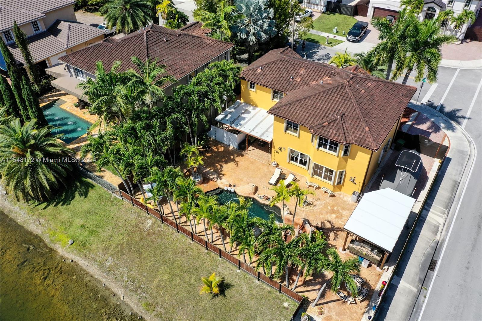 16206 SW 52nd Ter, Miami, Florida 33185, 4 Bedrooms Bedrooms, ,2 BathroomsBathrooms,Residential,For Sale,16206 SW 52nd Ter,A11548172