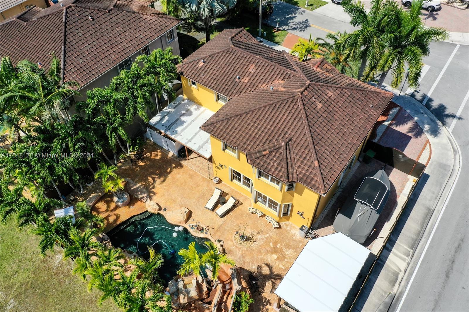 16206 SW 52nd Ter, Miami, Florida 33185, 4 Bedrooms Bedrooms, ,2 BathroomsBathrooms,Residential,For Sale,16206 SW 52nd Ter,A11548172