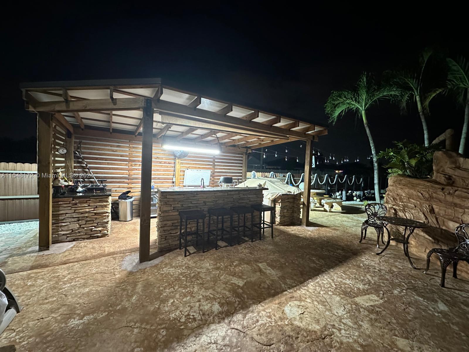 16206 SW 52nd Ter, Miami, Florida 33185, 4 Bedrooms Bedrooms, ,2 BathroomsBathrooms,Residential,For Sale,16206 SW 52nd Ter,A11548172