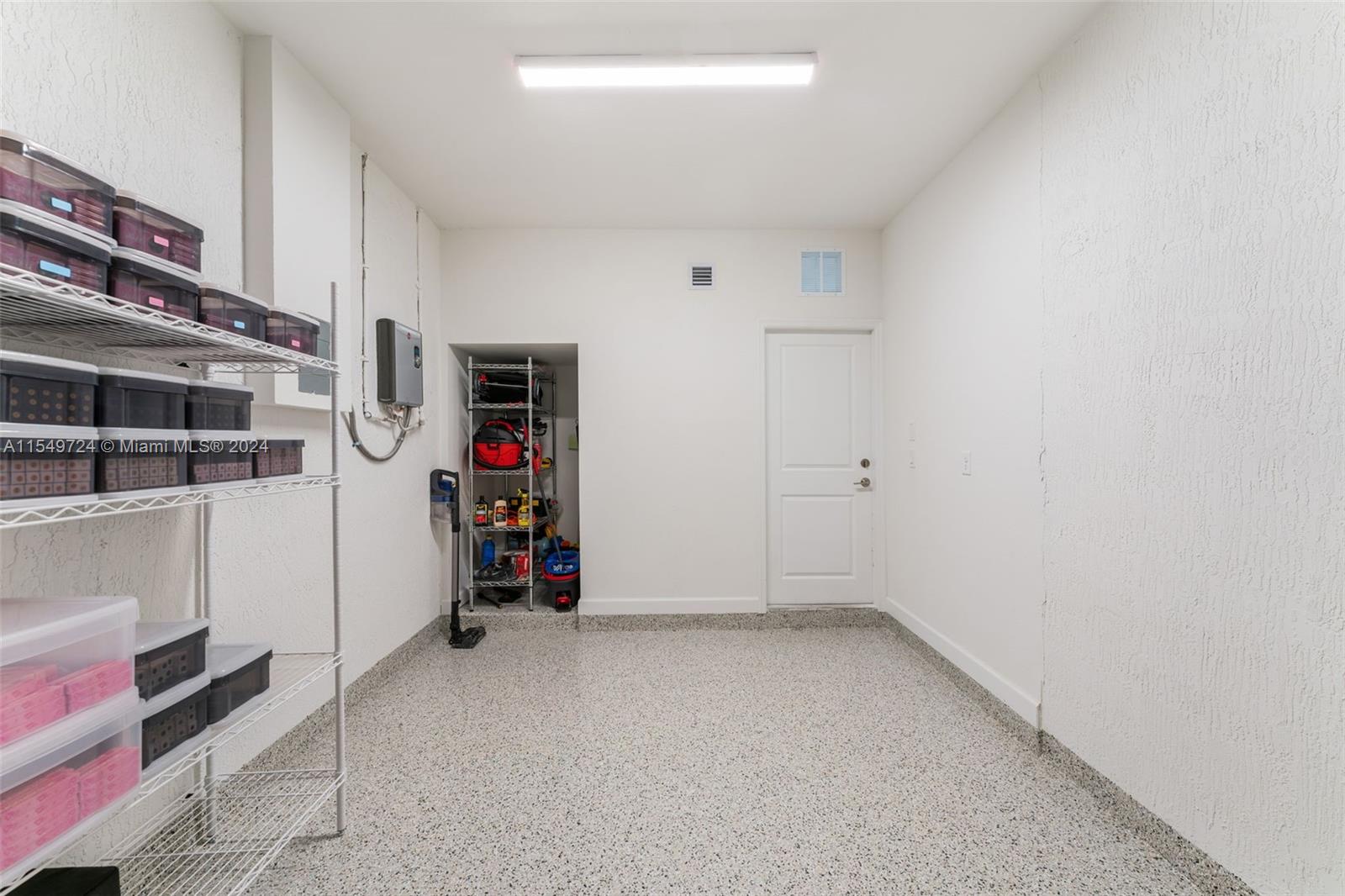 16242 SW 290th Ter, Miami, Florida 33033, 3 Bedrooms Bedrooms, ,2 BathroomsBathrooms,Residential,For Sale,16242 SW 290th Ter,A11549724