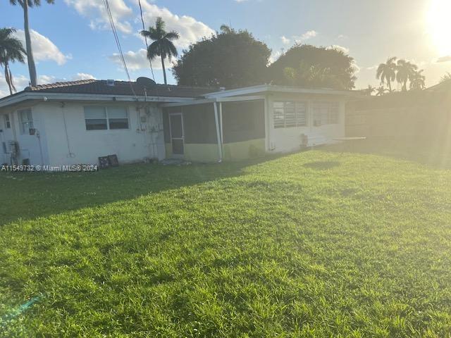 3129 Hollywood Blvd, Hollywood, Florida 33021, 2 Bedrooms Bedrooms, ,2 BathroomsBathrooms,Residential,For Sale,3129 Hollywood Blvd,A11549732