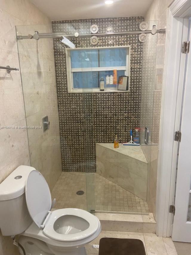 3129 Hollywood Blvd, Hollywood, Florida 33021, 2 Bedrooms Bedrooms, ,2 BathroomsBathrooms,Residential,For Sale,3129 Hollywood Blvd,A11549732