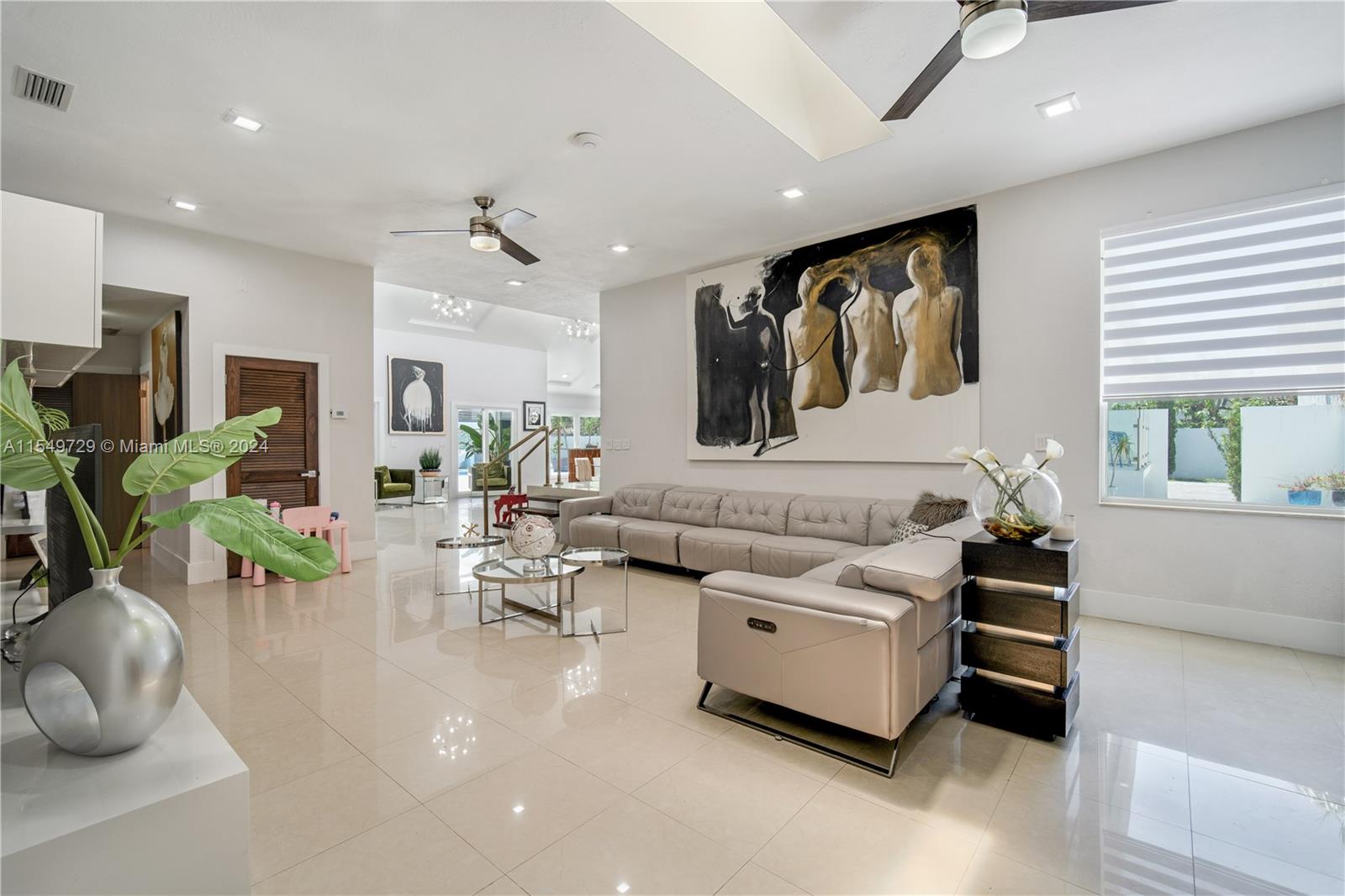 14090 SW 34th St, Miami, Florida 33175, 6 Bedrooms Bedrooms, ,4 BathroomsBathrooms,Residential,For Sale,14090 SW 34th St,A11549729