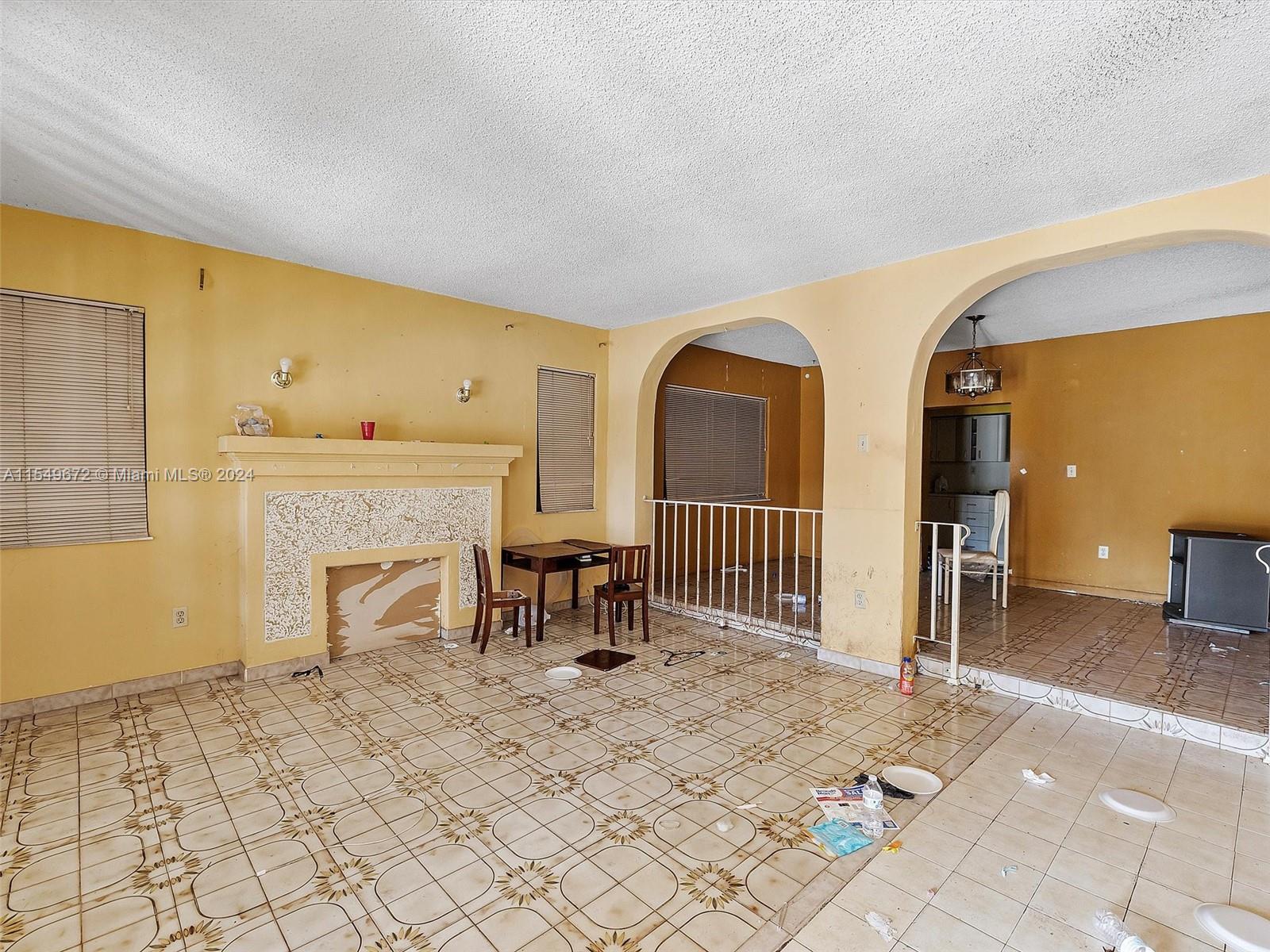 3237 SW 2nd St, Miami, Florida 33135, 3 Bedrooms Bedrooms, 6 Rooms Rooms,2 BathroomsBathrooms,Residential,For Sale,3237 SW 2nd St,A11549672