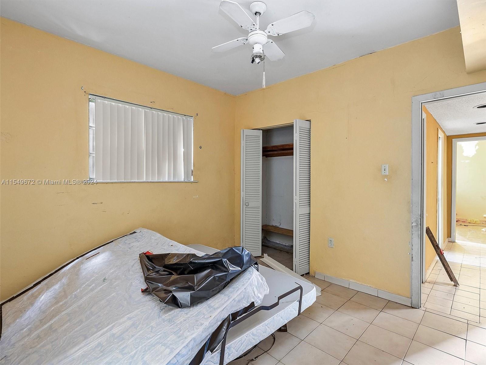 3237 SW 2nd St, Miami, Florida 33135, 3 Bedrooms Bedrooms, 6 Rooms Rooms,2 BathroomsBathrooms,Residential,For Sale,3237 SW 2nd St,A11549672