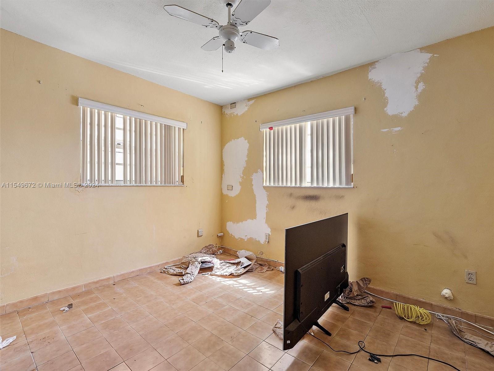 3237 SW 2nd St, Miami, Florida 33135, 3 Bedrooms Bedrooms, 6 Rooms Rooms,2 BathroomsBathrooms,Residential,For Sale,3237 SW 2nd St,A11549672