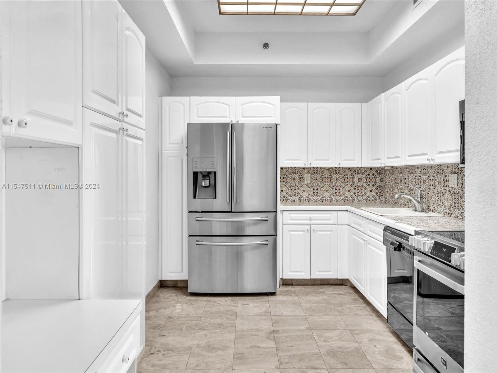 3600 Mystic Pointe Dr 1914, Aventura, FL 33180, 2 Bedrooms Bedrooms, ,2 BathroomsBathrooms,Residential,For Sale,Mystic Pointe Dr,A11547911