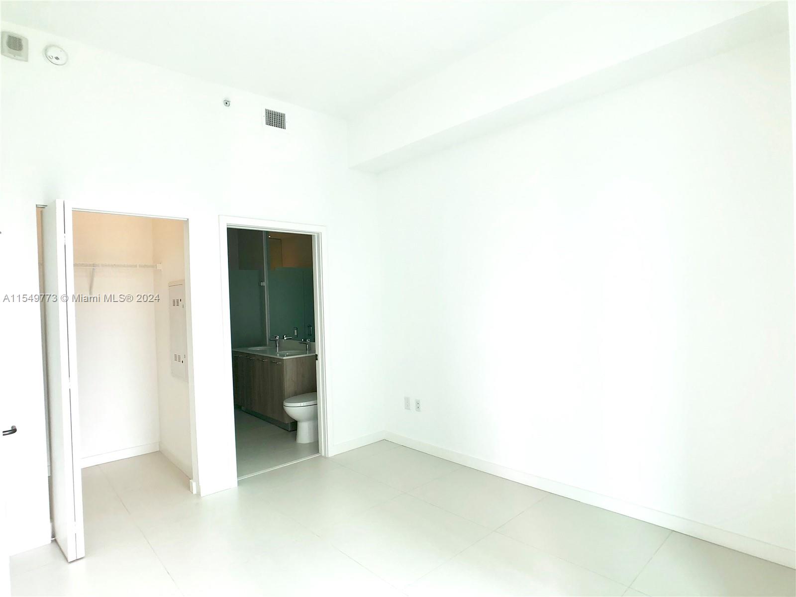 501 NE 31st St 205, Miami, Florida 33137, 1 Bedroom Bedrooms, ,1 BathroomBathrooms,Residential,For Sale,501 NE 31st St 205,A11549773