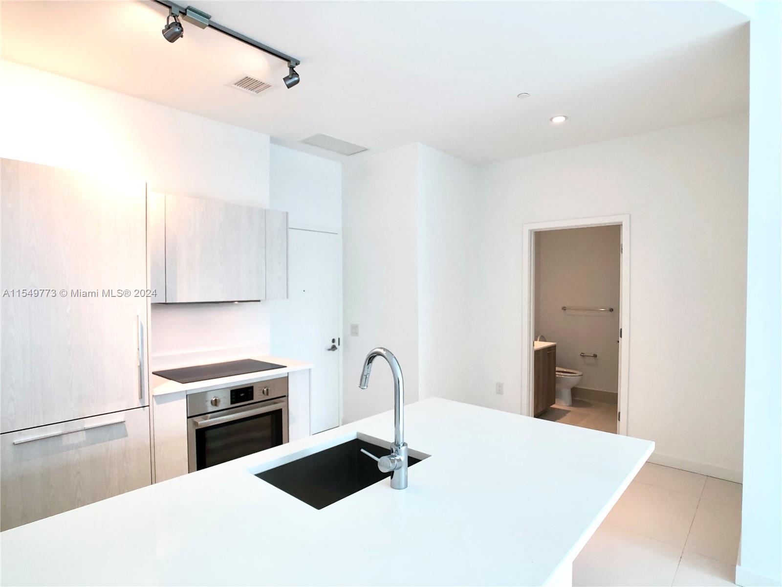 501 NE 31st St 205, Miami, Florida 33137, 1 Bedroom Bedrooms, ,1 BathroomBathrooms,Residential,For Sale,501 NE 31st St 205,A11549773