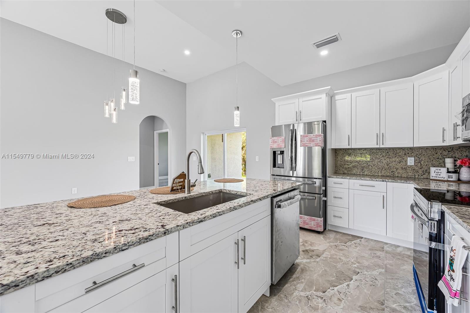 1401 FIFTH AVE, Lehigh Acres, FL, 33972 United States, 4 Bedrooms Bedrooms, ,2 BathroomsBathrooms,Residential,For Sale,FIFTH AVE,A11549779