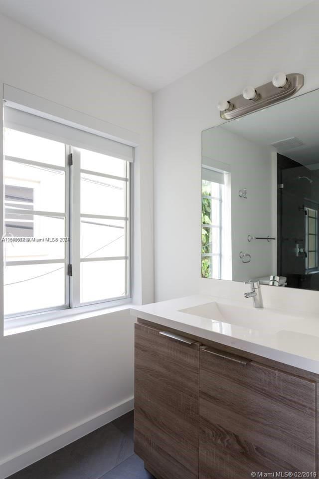 1450 Meridian Ave 201, Miami Beach, Florida 33139, 2 Bedrooms Bedrooms, ,2 BathroomsBathrooms,Residential,For Sale,1450 Meridian Ave 201,A11548612