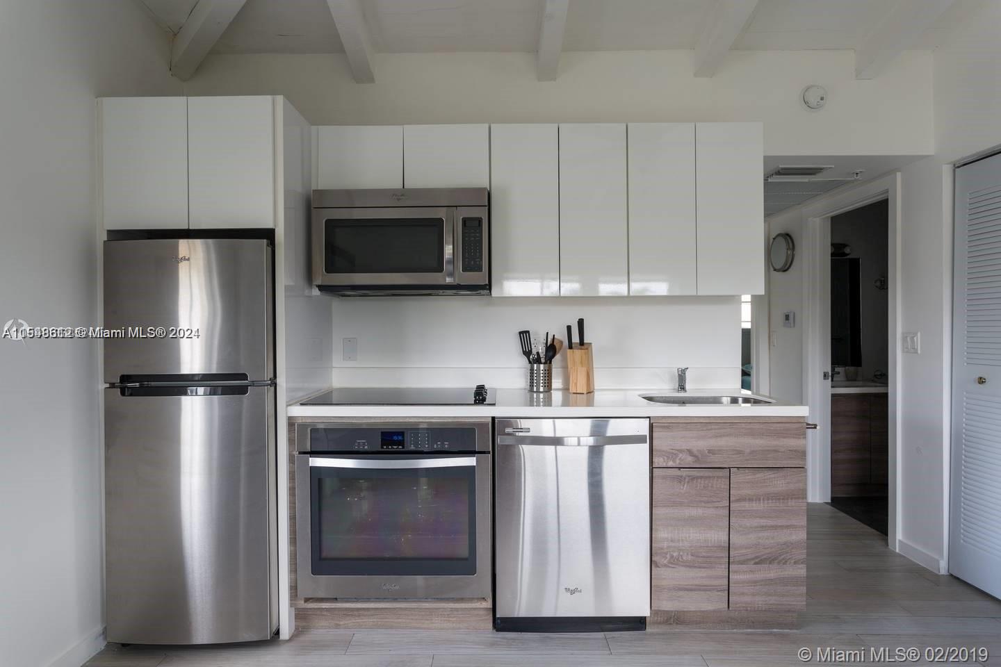 1450 Meridian Ave 201, Miami Beach, Florida 33139, 2 Bedrooms Bedrooms, ,2 BathroomsBathrooms,Residential,For Sale,1450 Meridian Ave 201,A11548612