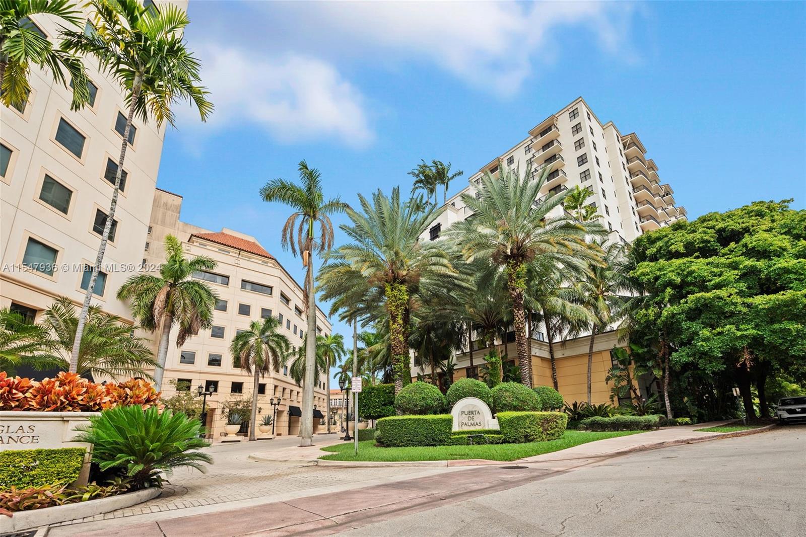 888 S Douglas Rd 917, Coral Gables, Florida 33134, 2 Bedrooms Bedrooms, ,2 BathroomsBathrooms,Residential,For Sale,888 S Douglas Rd 917,A11547936