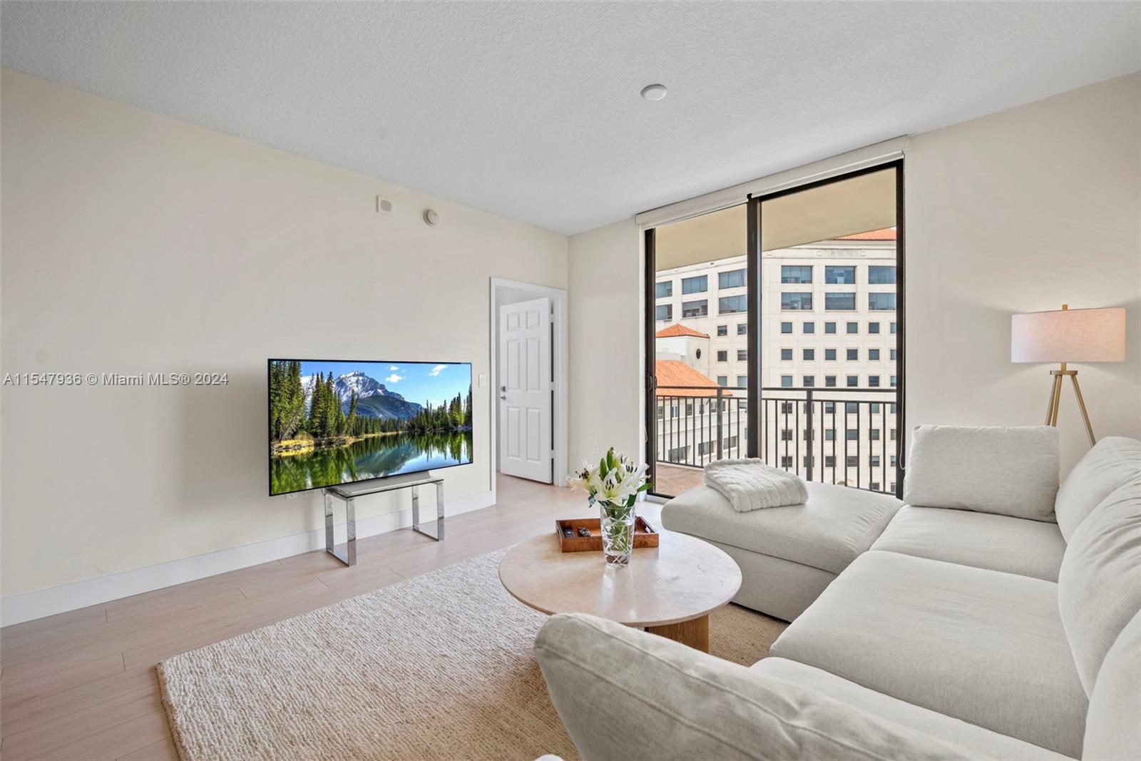 888 S Douglas Rd 917, Coral Gables, Florida 33134, 2 Bedrooms Bedrooms, ,2 BathroomsBathrooms,Residential,For Sale,888 S Douglas Rd 917,A11547936