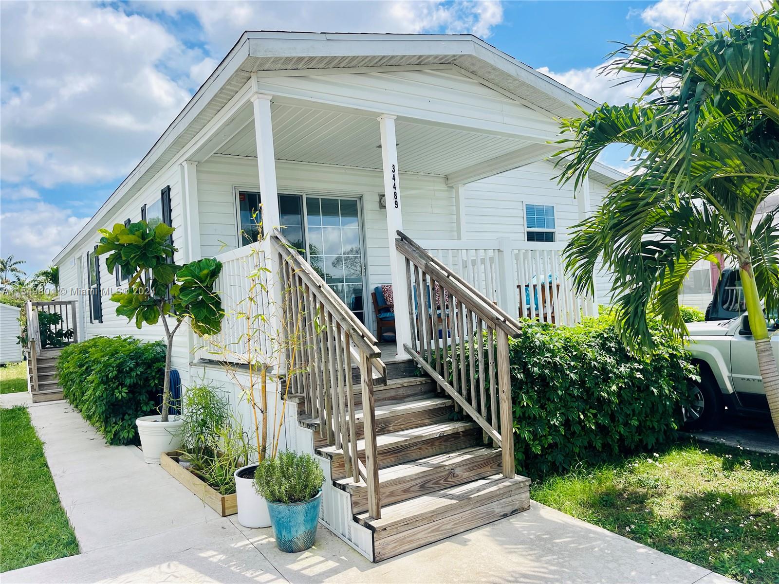 34489 SW 187th Way, Homestead, Florida 33034, 3 Bedrooms Bedrooms, ,2 BathroomsBathrooms,Residential,For Sale,34489 SW 187th Way,A11549801