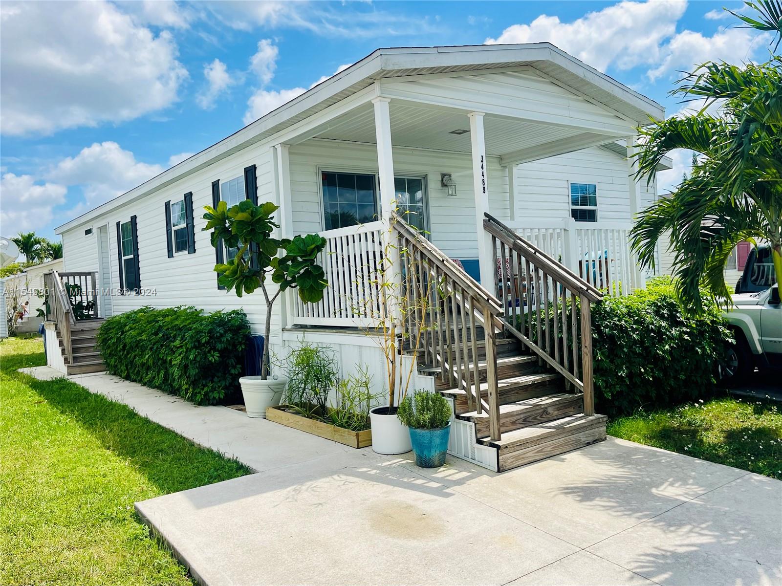 34489 SW 187th Way, Homestead, Florida 33034, 3 Bedrooms Bedrooms, ,2 BathroomsBathrooms,Residential,For Sale,34489 SW 187th Way,A11549801