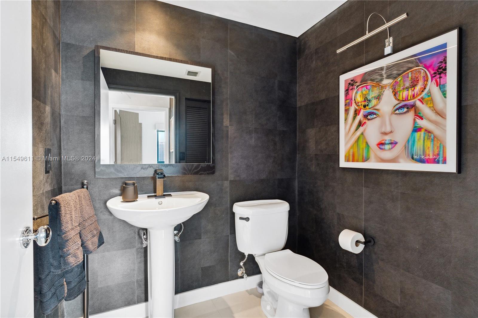 601 NE 36th St 2509, Miami, Florida 33137, 2 Bedrooms Bedrooms, ,2 BathroomsBathrooms,Residential,For Sale,601 NE 36th St 2509,A11549611