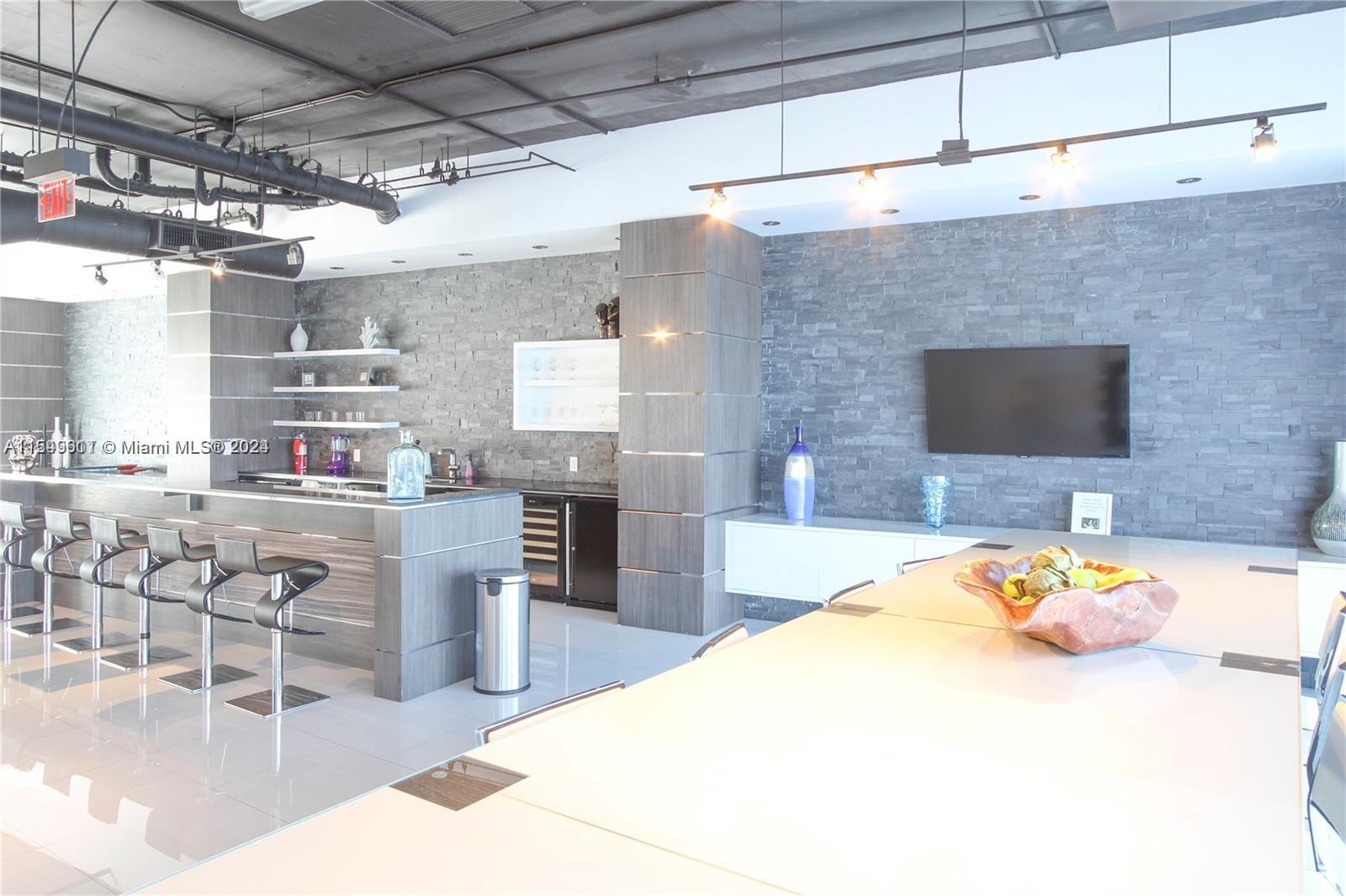 601 NE 36th St 2509, Miami, Florida 33137, 2 Bedrooms Bedrooms, ,2 BathroomsBathrooms,Residential,For Sale,601 NE 36th St 2509,A11549611