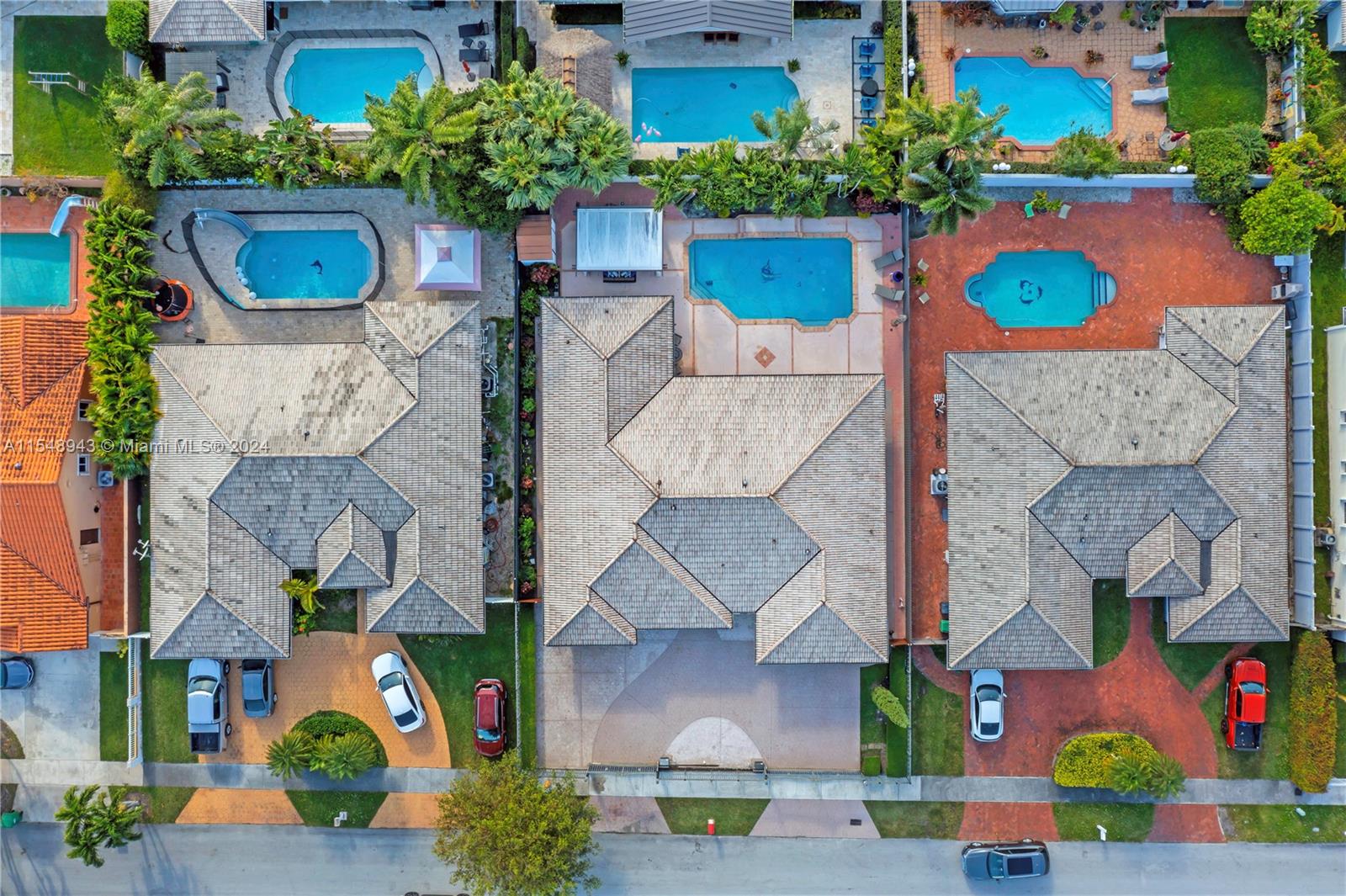 330 135th Ave, Miami, FL, 33182 United States, 4 Bedrooms Bedrooms, ,2 BathroomsBathrooms,Residential,For Sale,135th Ave,A11548943
