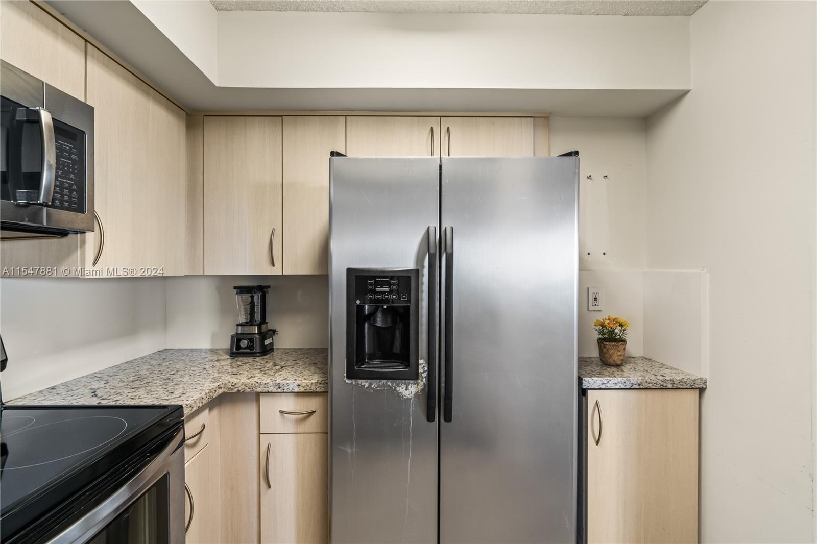 6767 Collins Ave 1408, Miami Beach, Florida 33141, 2 Bedrooms Bedrooms, ,2 BathroomsBathrooms,Residential,For Sale,6767 Collins Ave 1408,A11547881