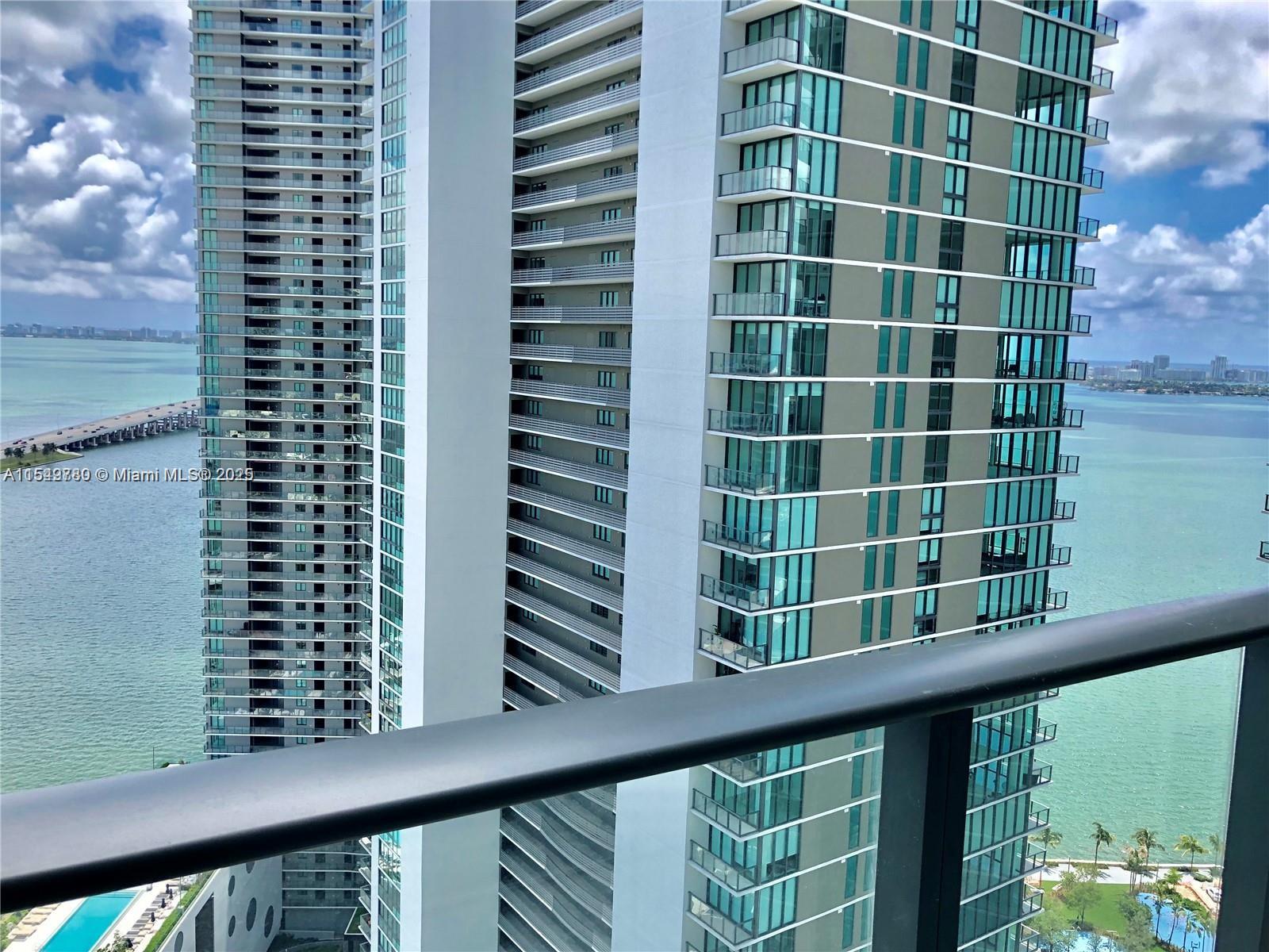 501 NE 31st St 3004, Miami, Florida 33137, 1 Bedroom Bedrooms, ,1 BathroomBathrooms,Residential,For Sale,501 NE 31st St 3004,A11549780