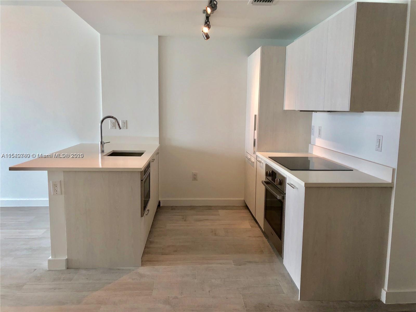 501 NE 31st St 3004, Miami, Florida 33137, 1 Bedroom Bedrooms, ,1 BathroomBathrooms,Residential,For Sale,501 NE 31st St 3004,A11549780