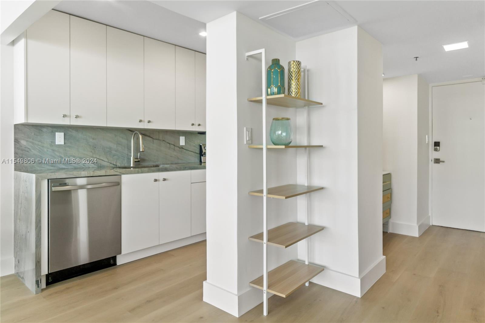 100 Lincoln Rd 1630, Miami Beach, Florida 33139, ,1 BathroomBathrooms,Residential,For Sale,100 Lincoln Rd 1630,A11549806