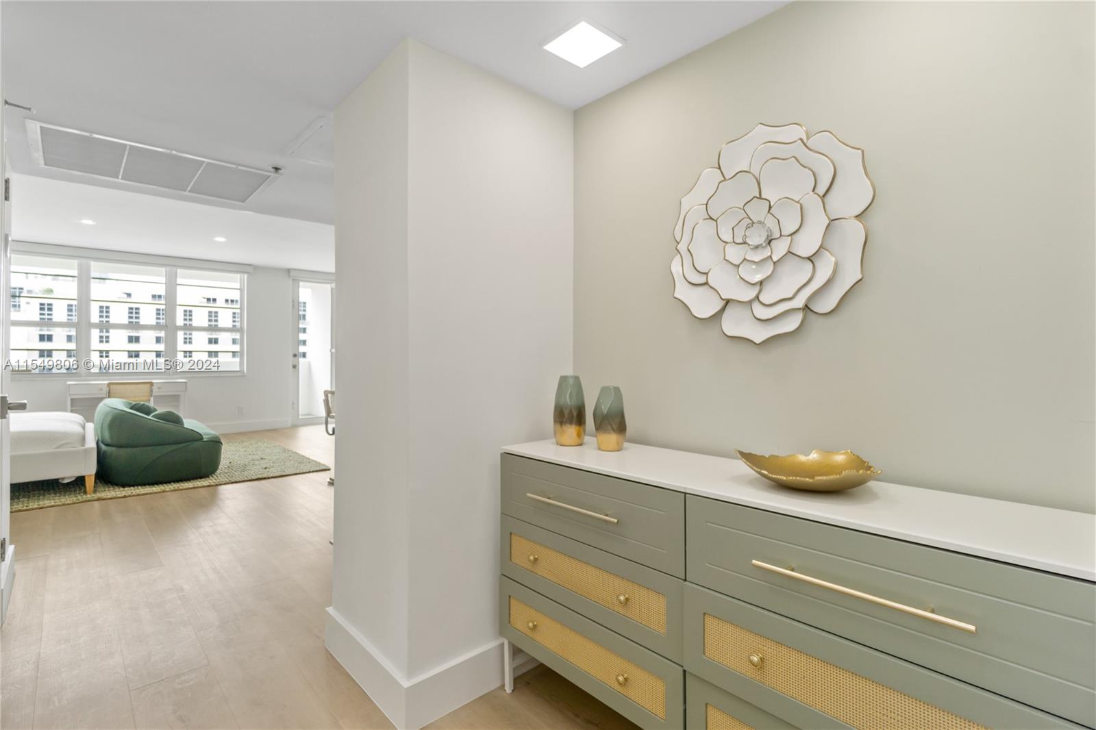 100 Lincoln Rd 1630, Miami Beach, Florida 33139, ,1 BathroomBathrooms,Residential,For Sale,100 Lincoln Rd 1630,A11549806