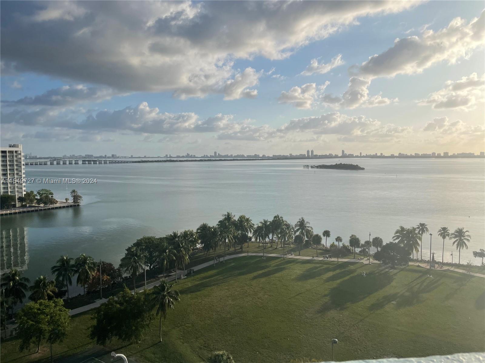 1900 N Bayshore Dr 3617, Miami, Florida 33132, 1 Bedroom Bedrooms, ,1 BathroomBathrooms,Residential,For Sale,1900 N Bayshore Dr 3617,A11549727