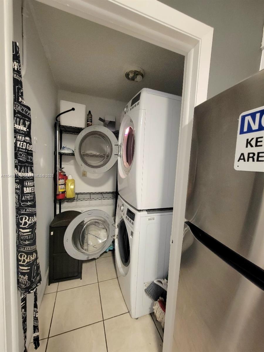 631 NW 10th St 631, Miami, Florida 33136, 3 Bedrooms Bedrooms, ,2 BathroomsBathrooms,Residential,For Sale,631 NW 10th St 631,A11549816